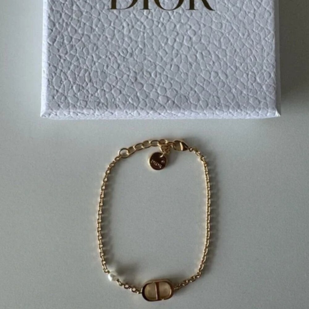 30 Montaigne Dior short Bracelet